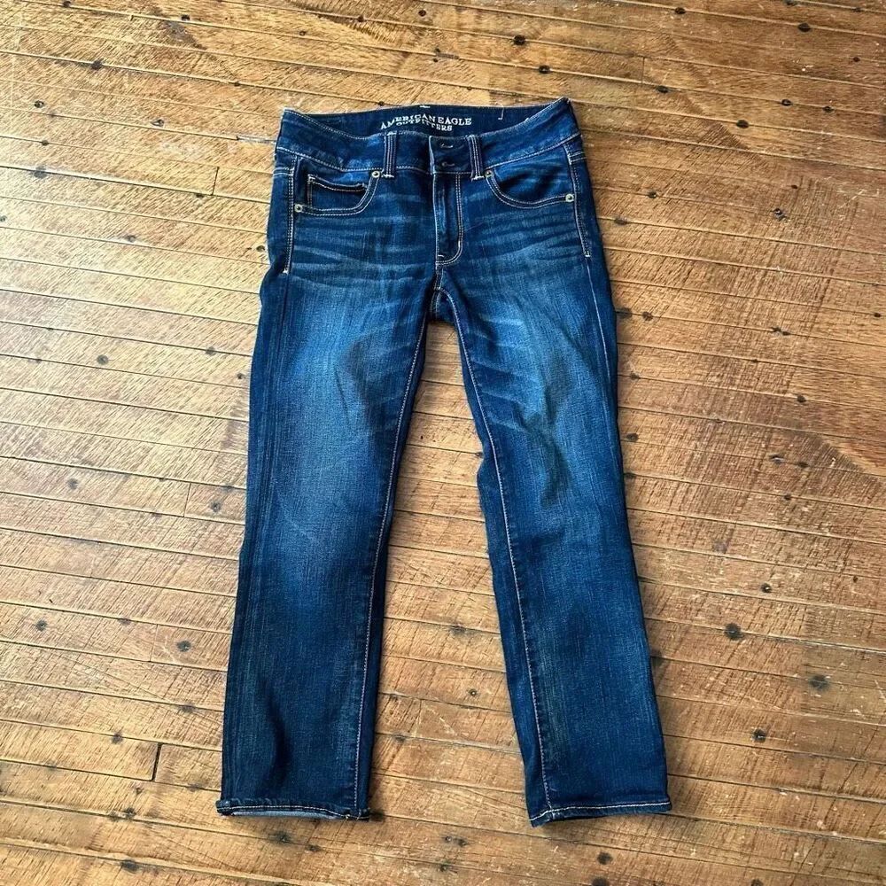 American Eagle Artist Crop stretch dark wash jeans